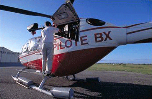 Mécanicien à l'entretien de l'hélicoptère Pilote BX